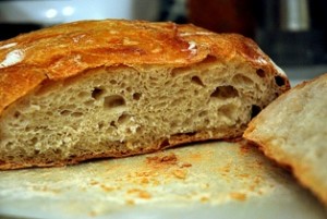 Печем бездрожжевой хлеб в домашних условиях