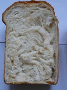 Как правильно резать хлеб